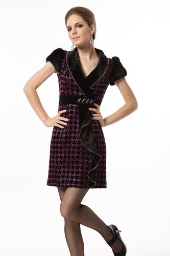 福建欧尼乔服饰是一家大型的专业从事女装连衣裙以及相关产品